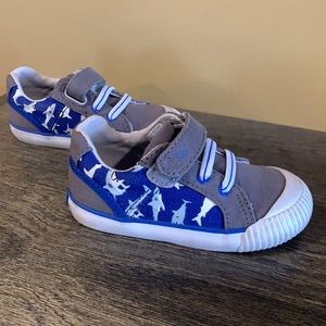 Boys stride rite sneakers